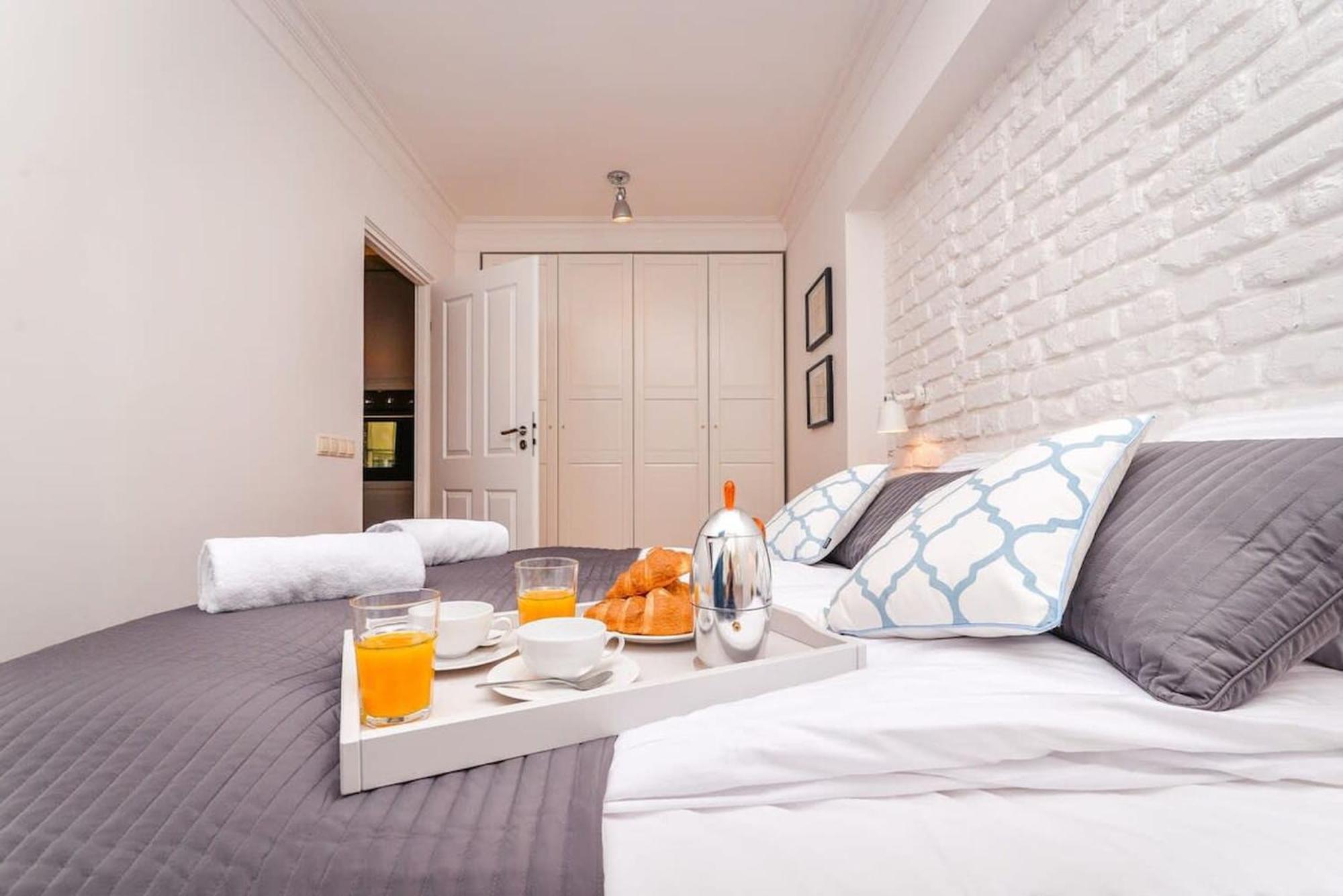 Apartment Варшава Экстерьер фото